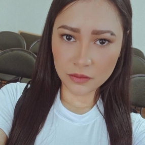 Cindy, Babysitter in Novo Gama