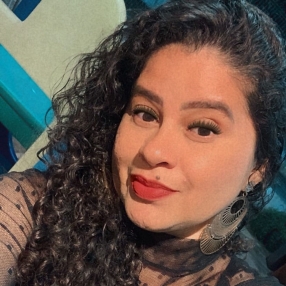 Gardênia, Babysitter in Fortaleza