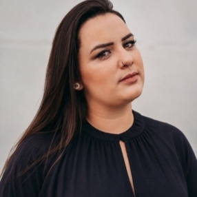 Stephanie, Babysitter in São José dos Pinhais