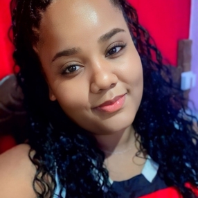Laura, Babá em Manhuaçu