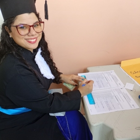 Yasmin, Babá em Fortaleza