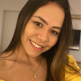Gabriela, Babá em Dourados