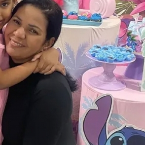 Rafaela, Babá em Rio de Janeiro