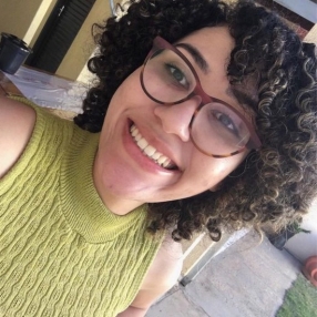 Milena, Babá em Caldas Novas