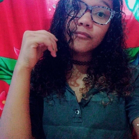 Carolina, Babá em Seropédica