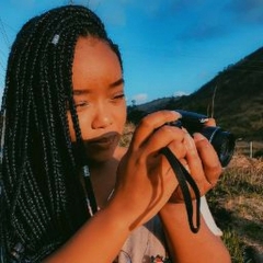 Babysitter Débora in Juiz de Fora