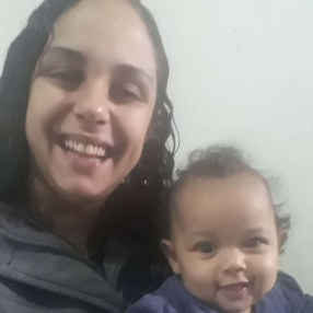 Gabriela, Família em Embu das Artes