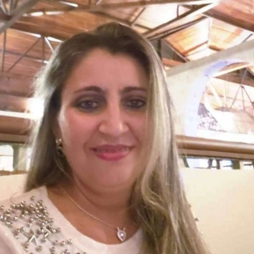 Aline, Babá em São Cristóvão