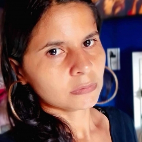 MARi. EMANUELE, Babá em Maracanaú