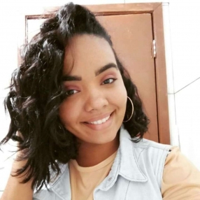 Hellen, Babá em Paulópolis
