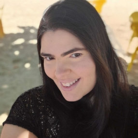 Rafaela, Babá em Caraguatatuba