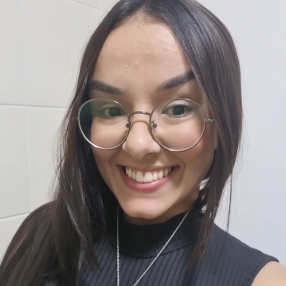 Vitória, Babá em São Paulo