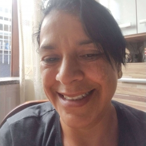 EDINILDA, Babá em Barra Mansa