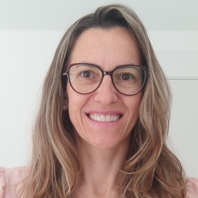 Luciana, Babá em Rio de Janeiro
