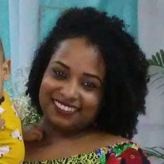 Babá Valeria em Cariacica