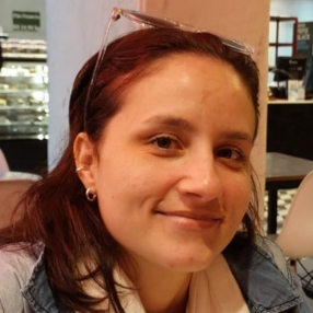 Luana, Babysitter in São José
