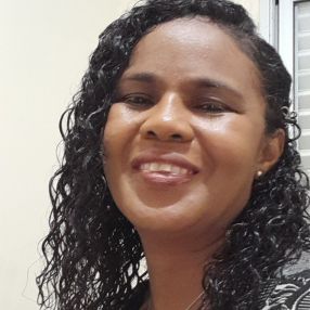 Elis Graciete, Babysitter in Sarandi