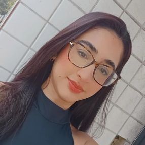 Laura Oliveira, Babá em Santos