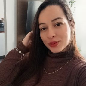 Camila, Babá em Cambé