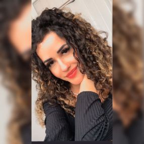 Mariane, Babá em Araquari