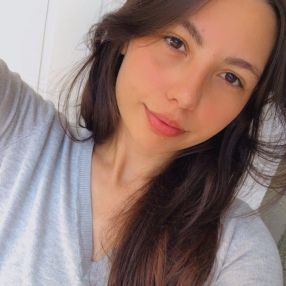 Andressa, Babá em Pinhais