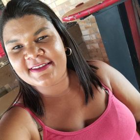 Jéssica, Babá em Escada