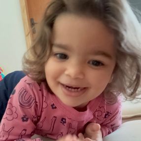 Adrianne, Família em Teófilo Otoni