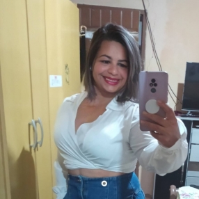Andreia, Babysitter in Serra Negra