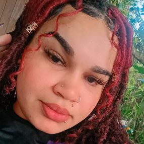 Karina, Babá em Itacaré