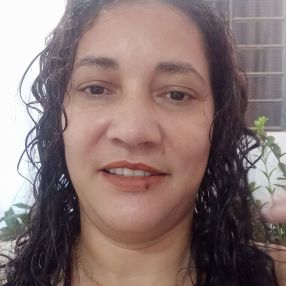Edineia, Babá em Franca