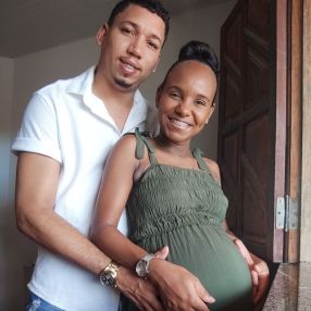 Caroline, Família em Simões Filho