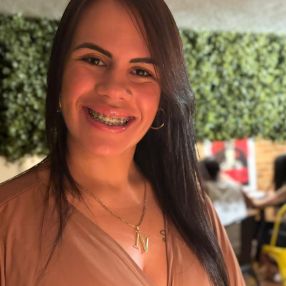 Natália, Babá em Nova Friburgo