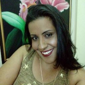 Lorena, Babá em Contagem