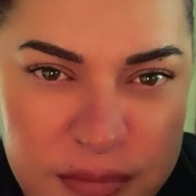 Eliana Alves, Babysitter in Quatro Barras