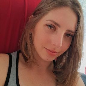 Lindsay Aline, Babá em Araucária