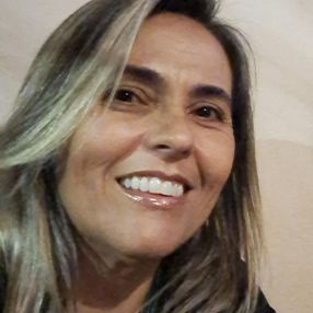 Vanessa, Babá em Curvelo