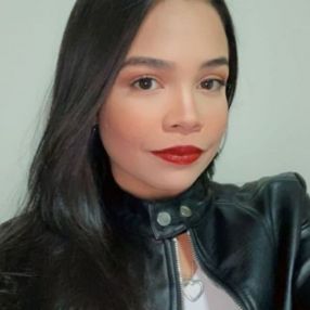 Iasmin, Babá em Uberlândia