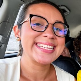 Adriele Martins, Babysitter in São Paulo