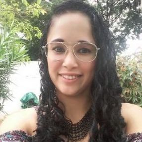 Nayara, Família em Esmeraldas