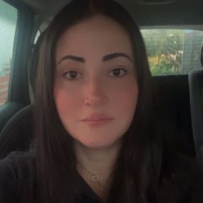 Karina, Babá em Piracicaba