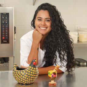 Lohaina, Babá em Franca