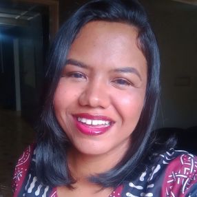 Nathaly, Babá em Montes Claros