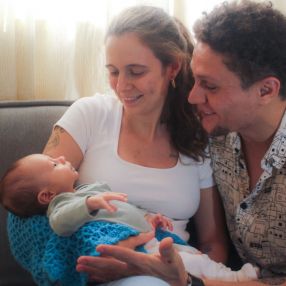 Leticia, Família em Porto Belo
