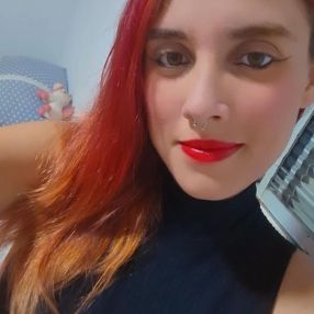 Isabelle, Babá em Cosmópolis