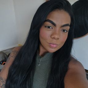 Julia, Babá em Nova Iguaçu