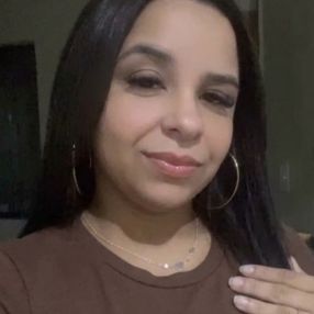 Jaiane lopes dos, Babysitter in Teixeira de Freitas