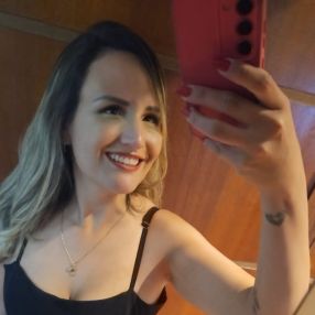 Letícia Blom, Família em Nova Lima
