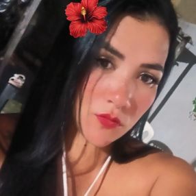 Gabriela, Babá em Ibirité