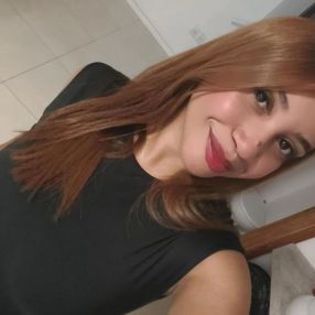 Larissa, Babá em Itajubá