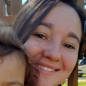 Jennifer, Babá em Pouso Alegre